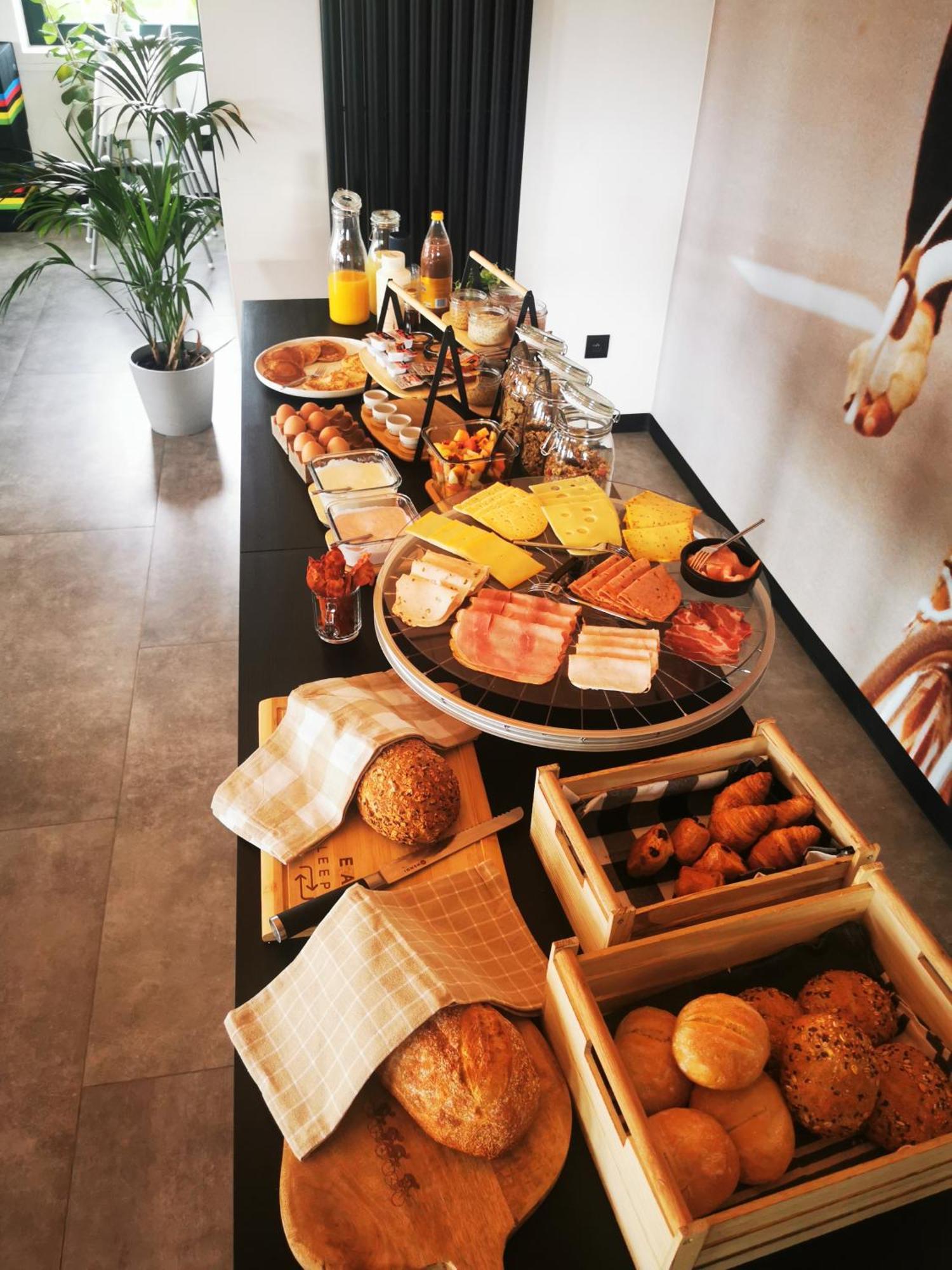 Apres-Velo Bed & Breakfast Brakel Bagian luar foto