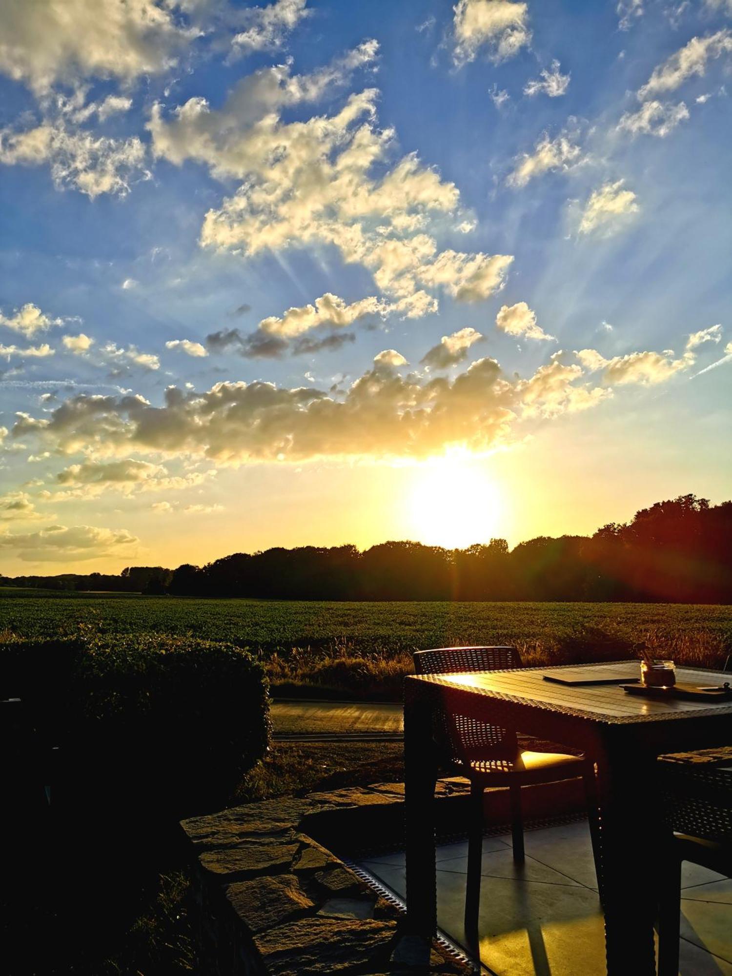 Apres-Velo Bed & Breakfast Brakel Bagian luar foto