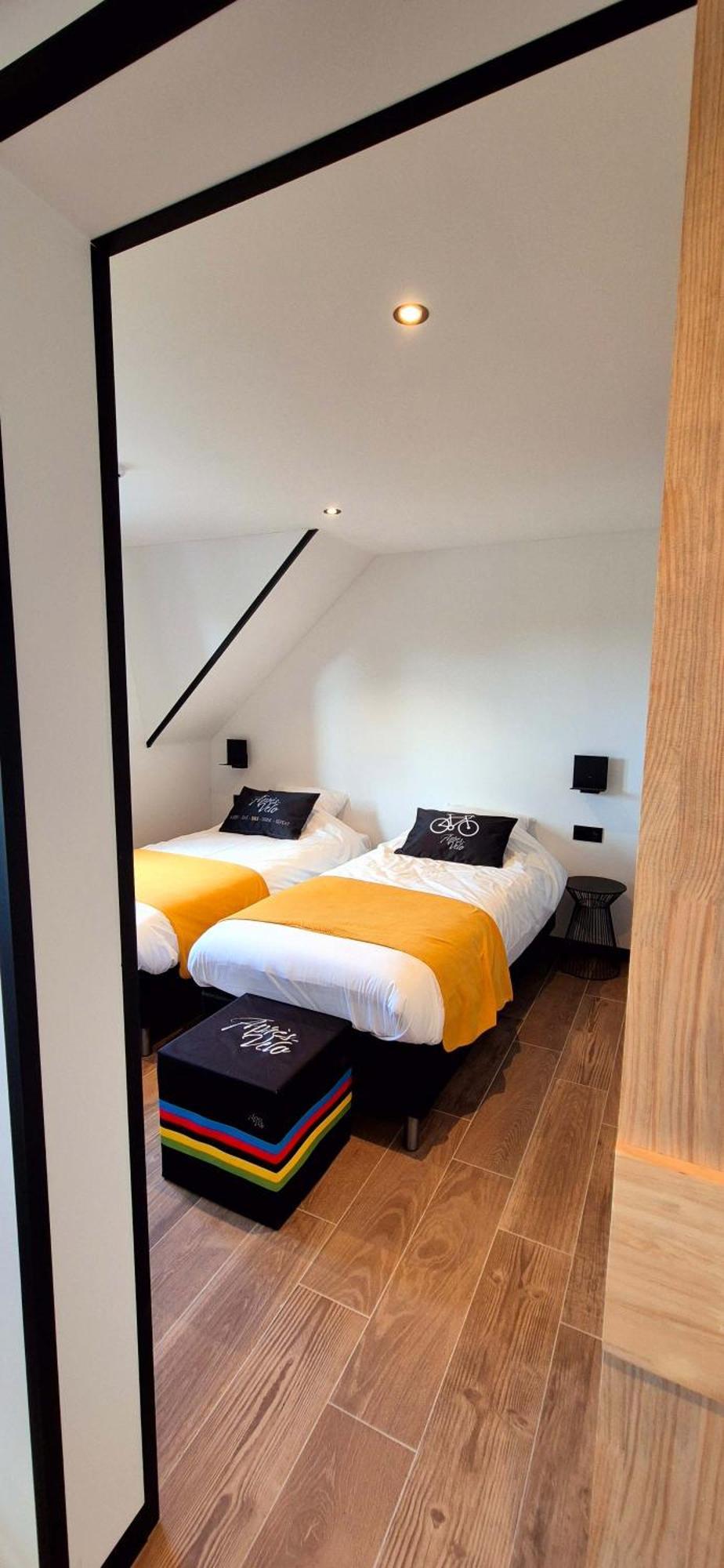 Apres-Velo Bed & Breakfast Brakel Bagian luar foto