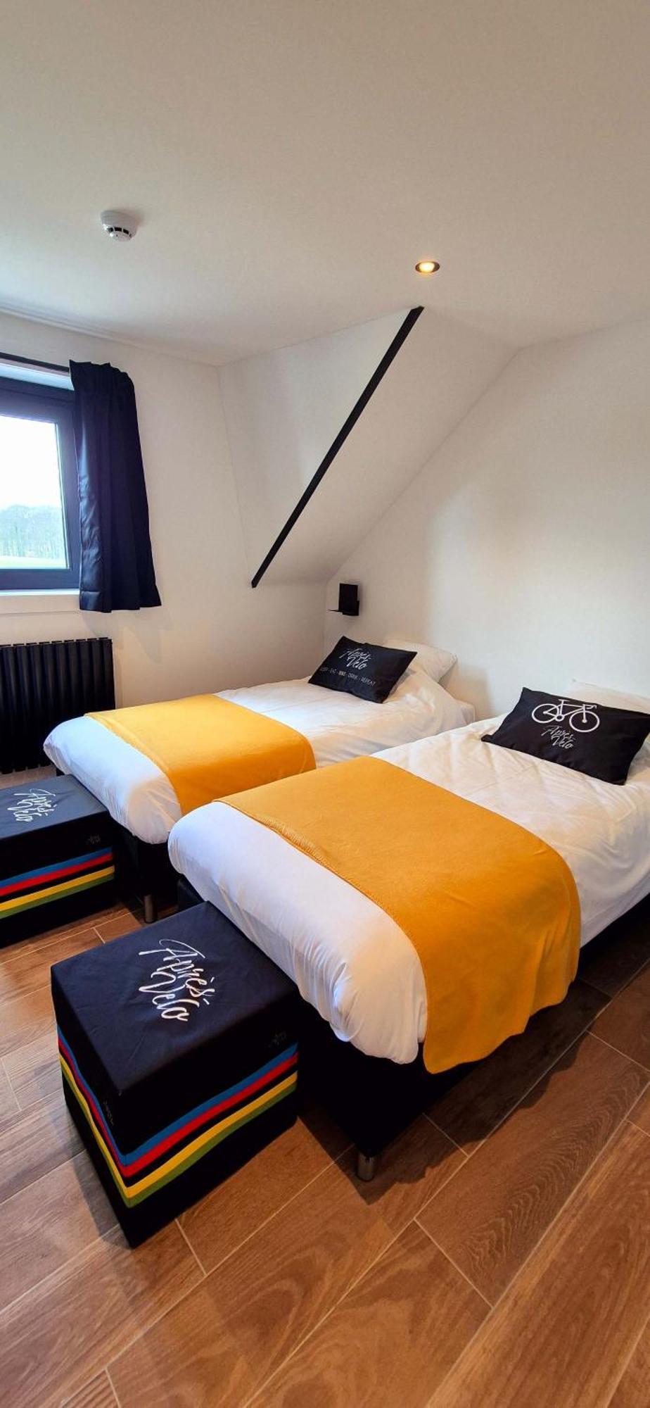 Apres-Velo Bed & Breakfast Brakel Bagian luar foto
