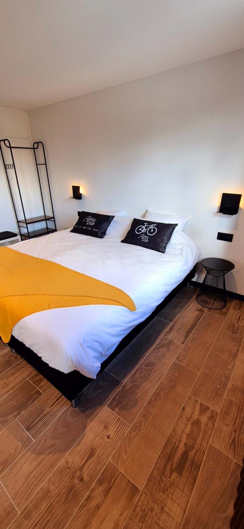 Apres-Velo Bed & Breakfast Brakel Bagian luar foto